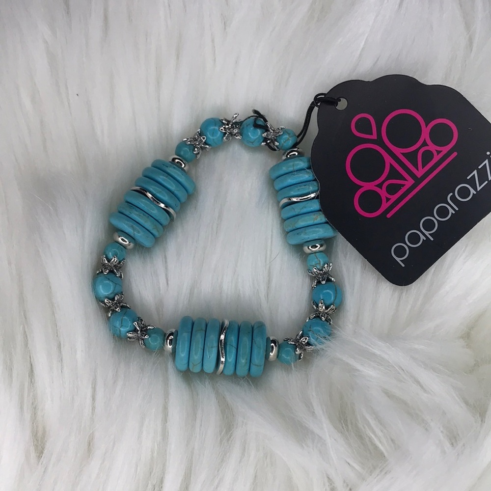 Paparazzi Teal Bracelet